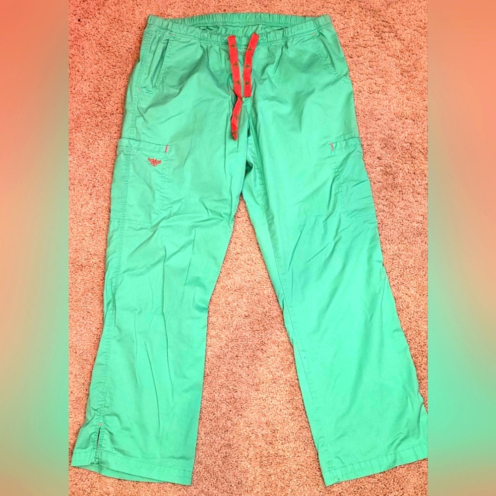 Med Couture Ez flex scrub pants